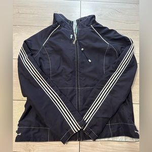 Navy wind breaker
